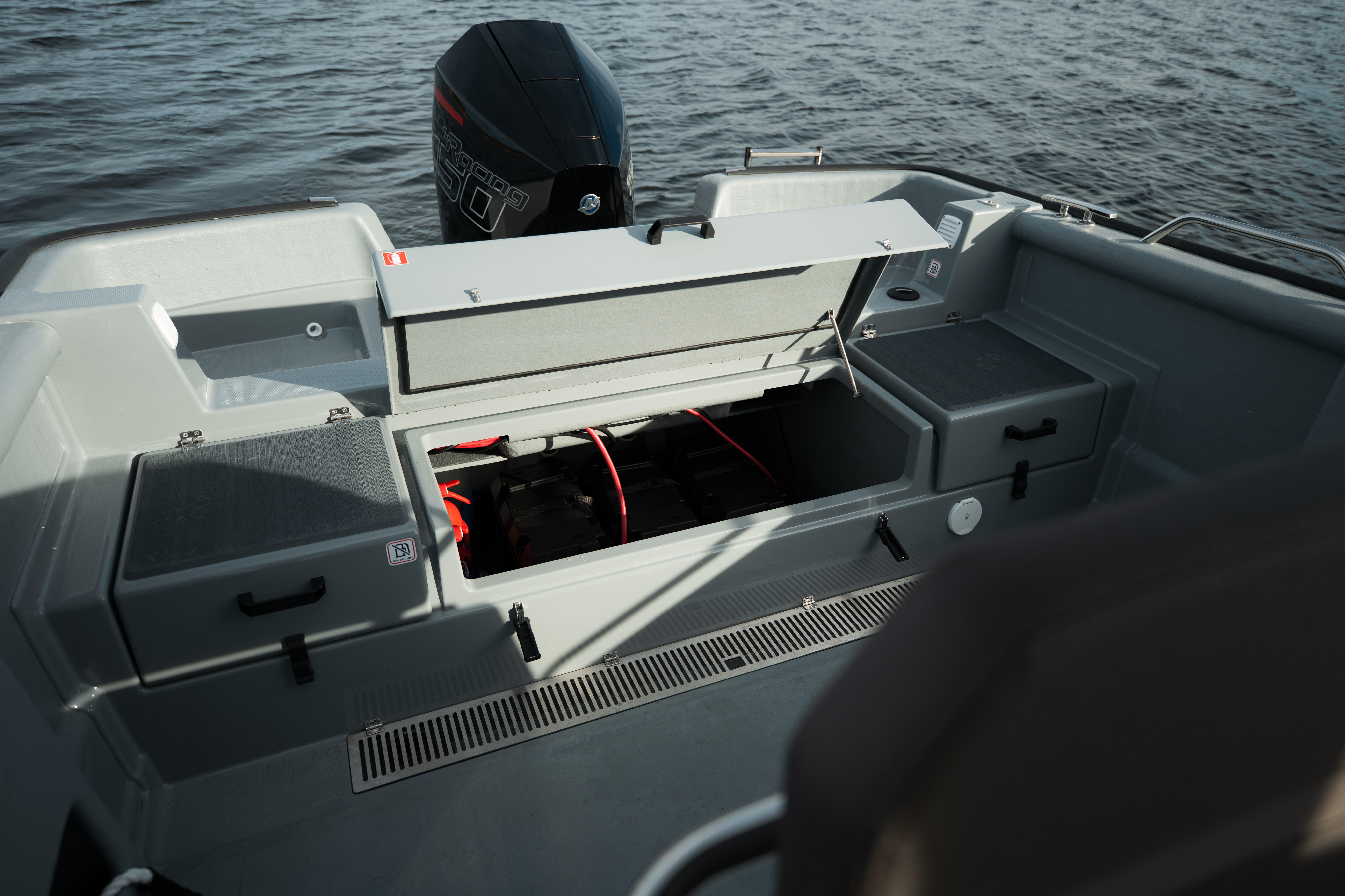 Sting 725 Pro T Top TT1 1143